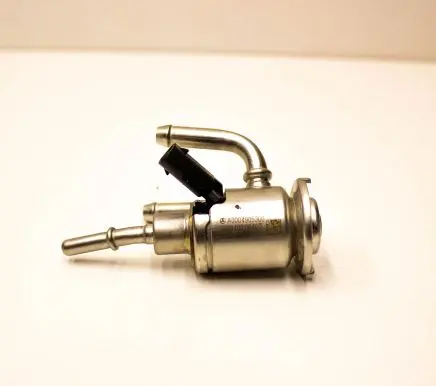 Mercedes-Benz Sprinter W907 W910 AdBlue injector A0004905300