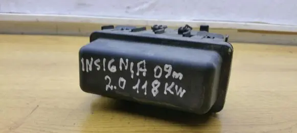 Opel Insignia A Fuse module 13265980 315938597 13245094