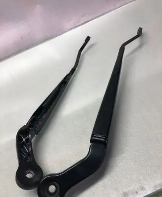 Mini One - Cooper F56 F55 Front wiper blade arm 733547705