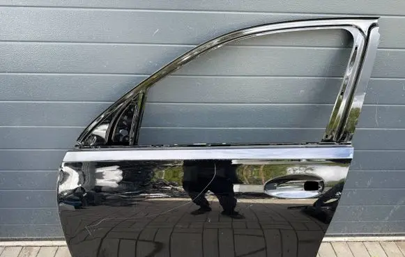 Mercedes-Benz GLE W167 Front door A1677200500