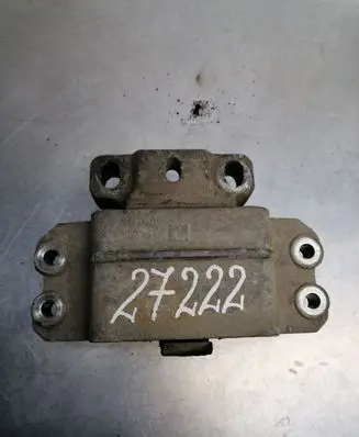 Volkswagen Golf V Engine mount bracket 1K0199555