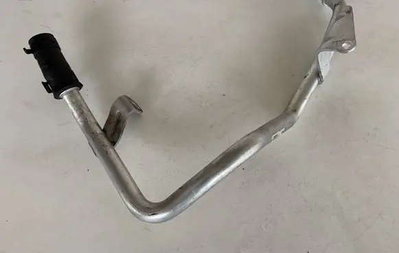 Audi A7 S7 4G Engine coolant pipe/hose 4G0121485AF