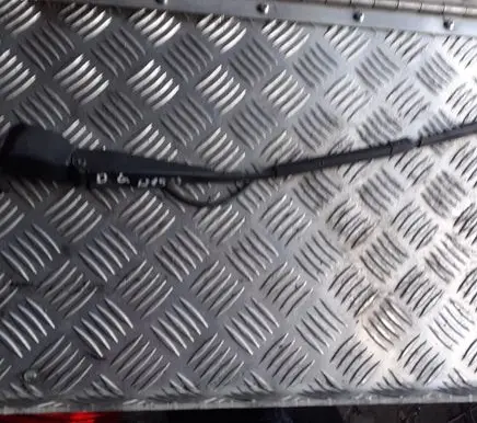 Volkswagen Crafter Rear wiper blade 