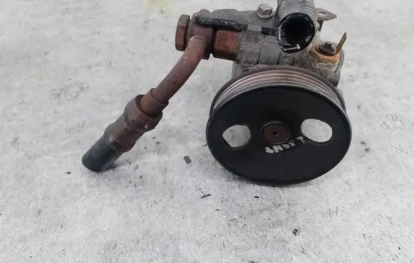 KIA Picanto Power steering pump 57100-07000