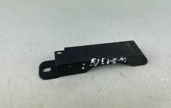 Mercedes-Benz E W213 Keyless (KESSY) go control unit/module A2059053005