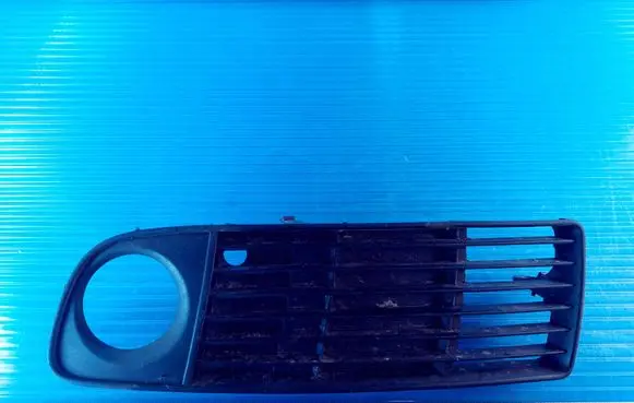 Audi A6 S6 C5 4B Front bumper lower grill 4B0807681S 12890