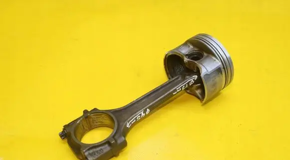 Audi A3 S3 8P Piston with connecting rod