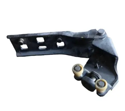 Renault Trafic III (X82) Sliding door middle roller runner 777645238R 93451715