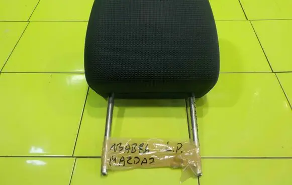 Mazda 3 II Front seat headrest PRZOD