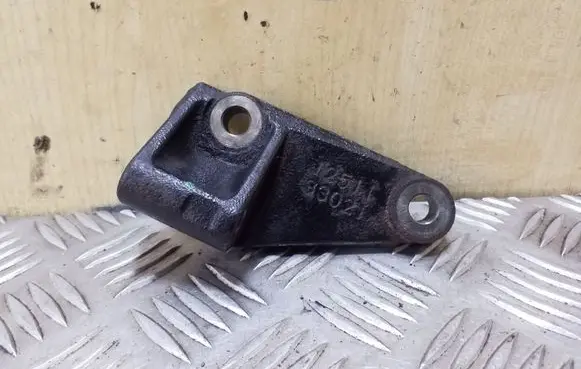 Generator/alternator bracket
