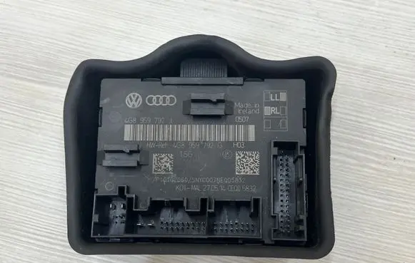 Audi A7 S7 4G Door control unit/module 4G8959792J
