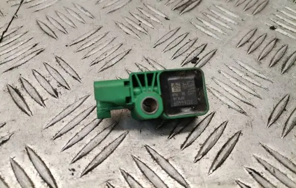 Volvo V50 Airbag deployment crash/impact sensor 31264409