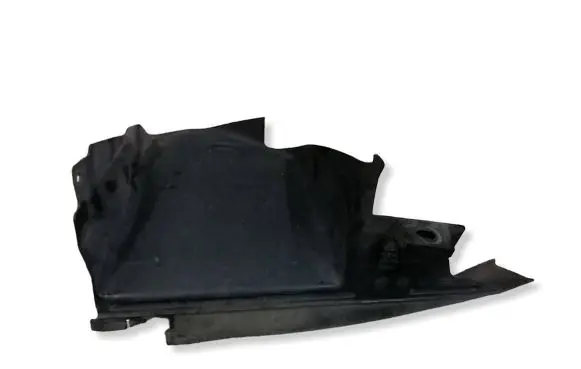 Ford Focus Intercooler air guide/duct channel 7M518310B D2L4A