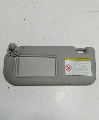 Sun visor