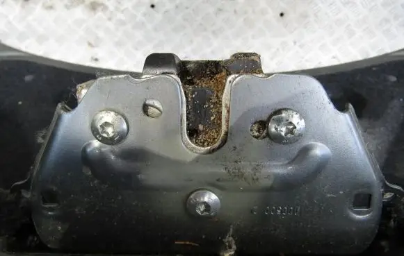 Jaguar X-Type Tailgate/trunk/boot lock/catch/latch