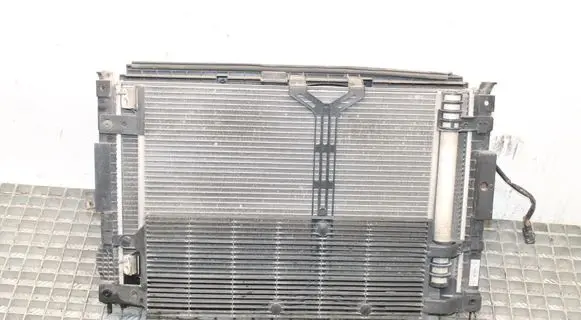 Citroen C4 II Picasso Radiator set 9806313280