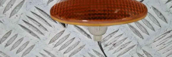 Nissan Terrano Front fender indicator light