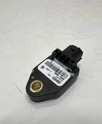 KIA Ceed Airbag deployment crash/impact sensor 95920A6000