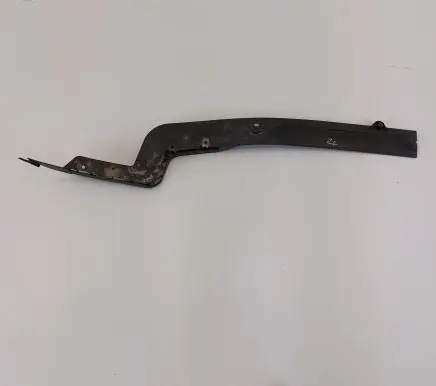 Front bumper lip