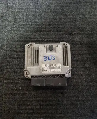 Volkswagen Polo Engine control unit/module 045906013 0281012551