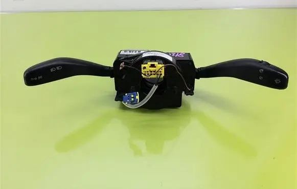 Volkswagen Polo IV 9N3 Indicator stalk 6Q0953503AD