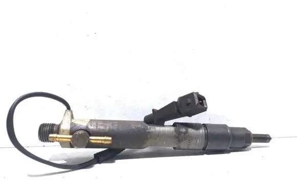Volkswagen Golf IV Fuel injector