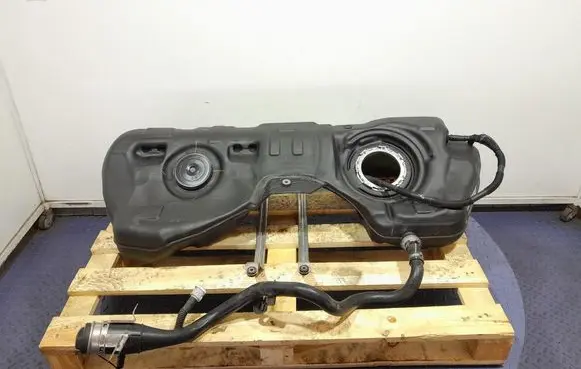 BMW 3 G20 G21 Fuel tank 7449039