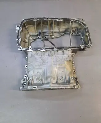 Porsche Cayenne (9Y0 9Y3) Oil sump 06M103805AF