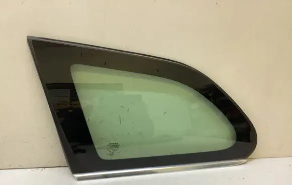 Volvo XC60 Rear side window