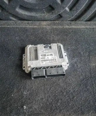 KIA Carens III Engine control unit/module 391202A458