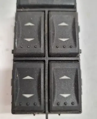 Ford Mondeo Mk III Electric window control switch 3S7T14A132BA 03163453