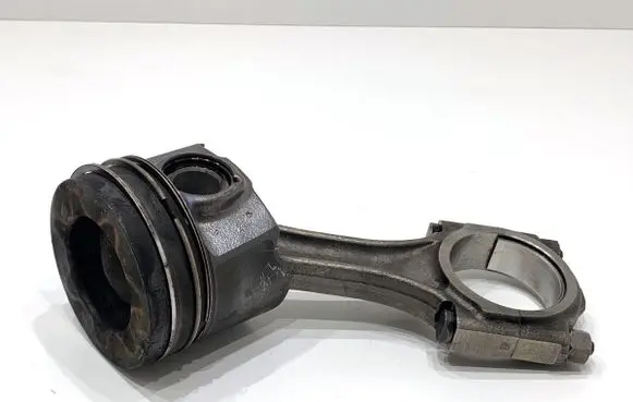Toyota Proace Piston with connecting rod 9812818680