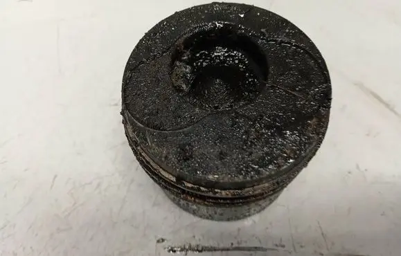 Piston