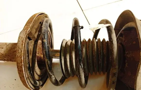 Mercedes-Benz C W203 Front coil spring 