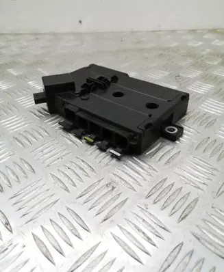 Mercedes-Benz C W205 Fuse module A2055402750 170228 K57930