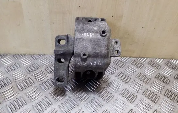 Volkswagen Golf IV Engine mount bracket 1J0199262CB