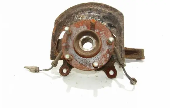 Nissan X-Trail T30 Rear wheel hub