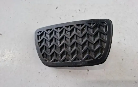 Lexus RX 450H Brake pedal