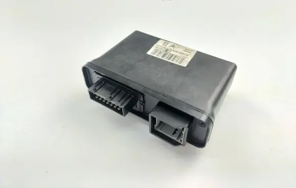 Peugeot 207 CC Convertible roof control unit 9664957280
