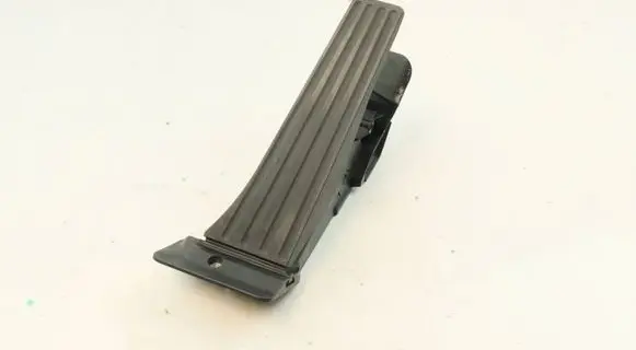 BMW X7 G07 Accelerator throttle pedal 6889818 35406889818 12037313DE