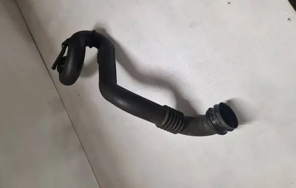 Intercooler hose/pipe