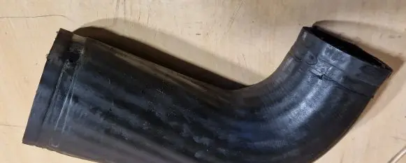 Volvo V70 Intercooler hose/pipe