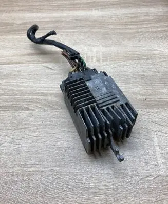 Audi A4 S4 B6 8E 8H Coolant fan relay 8E0959501F 870700X