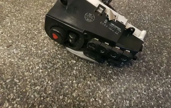 Mazda Xedos 6 Climate control unit