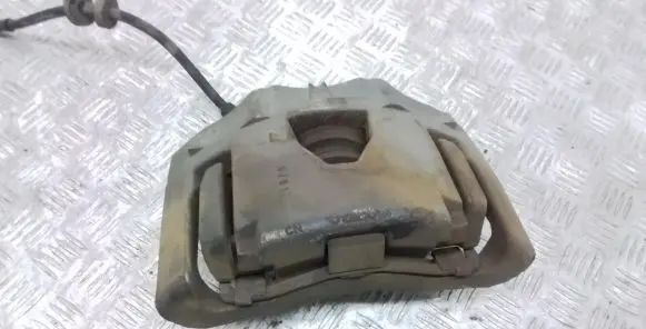 Volvo XC90 Front brake caliper 30657307