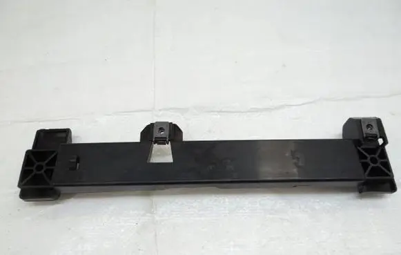 Peugeot 3008 II Door glass trim 9810513280