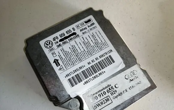 Audi A6 S6 C6 4F Airbag control unit/module 4F0959655B 4F0910655C