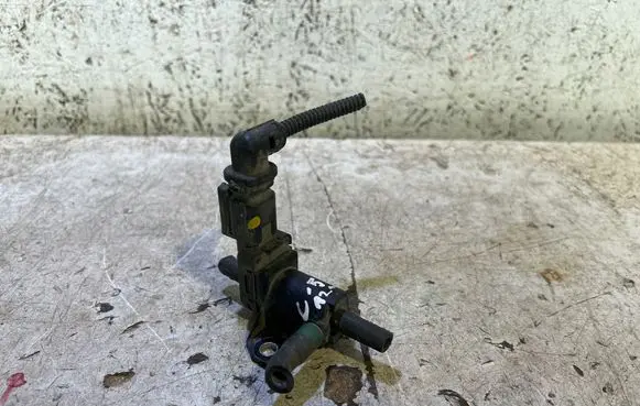 Citroen C5 Turbo solenoid valve 9688124580