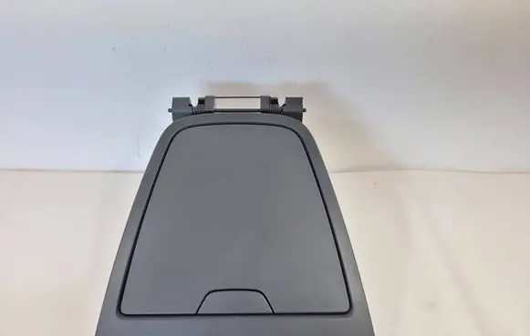 Renault Captur Glove box 00227631 685328722R 00230418