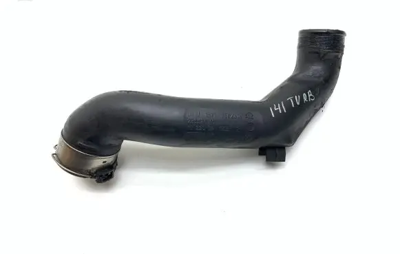 BMW 5 F10 F11 Intercooler hose/pipe 758231405 13717582314